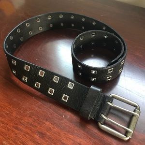 Express • Black Leather Belt